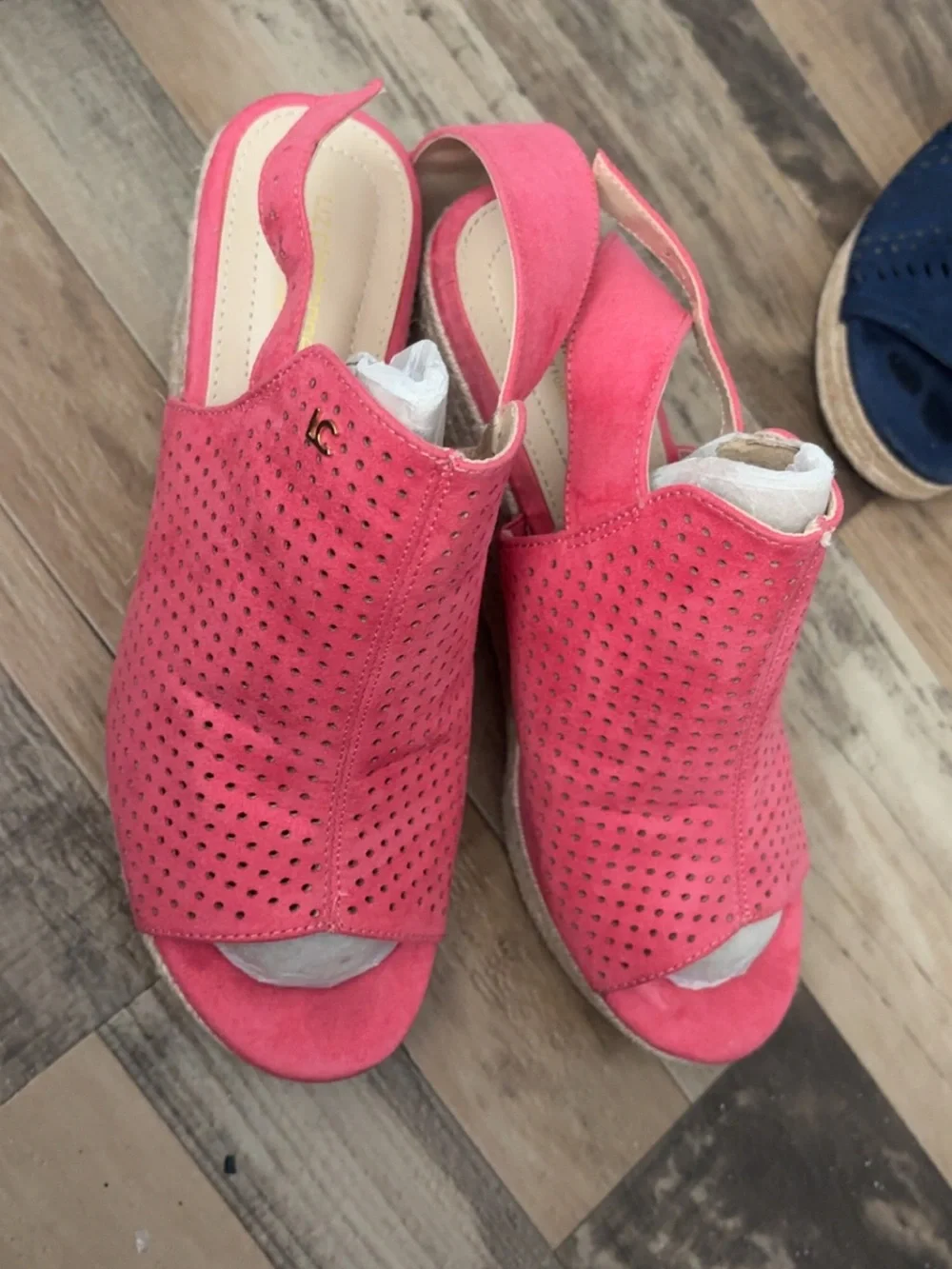 Liz Claiborne Pink Perforated Espadrille Wedge Sandals